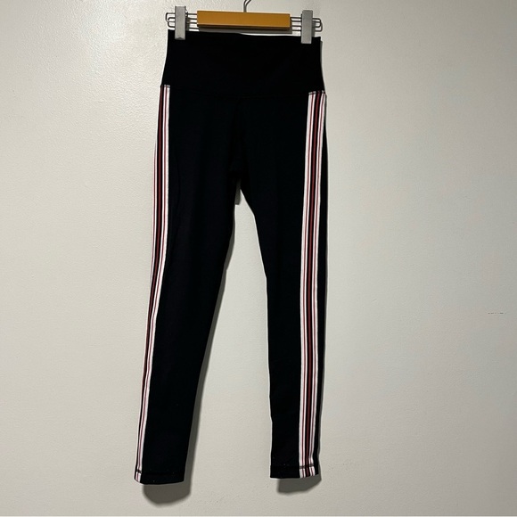 TNA Women’s High-Rise Leggings Size S Black with Red & White Stripes - Picture 2 of 11